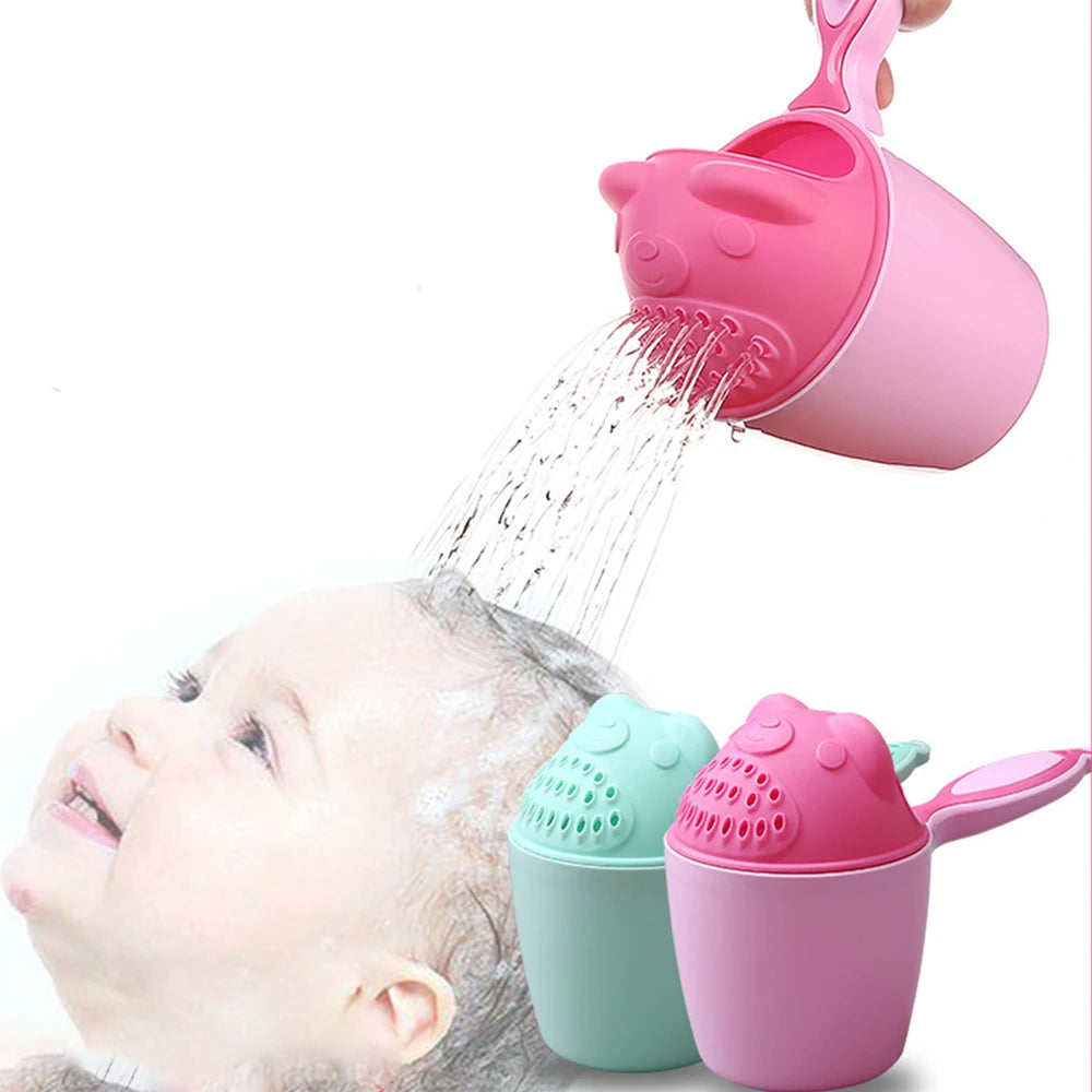 Bonita taza de baño de dibujos animados para bebé: lavar el cabello con suavidad es divertido