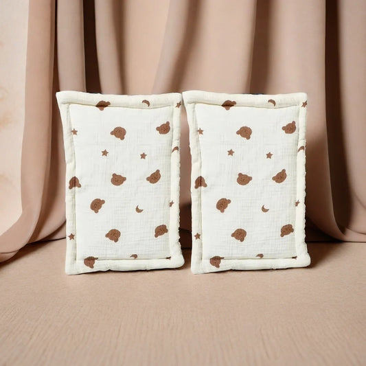 Breathable pillow for babies 0-12 months - hypoallergenic and safe material.